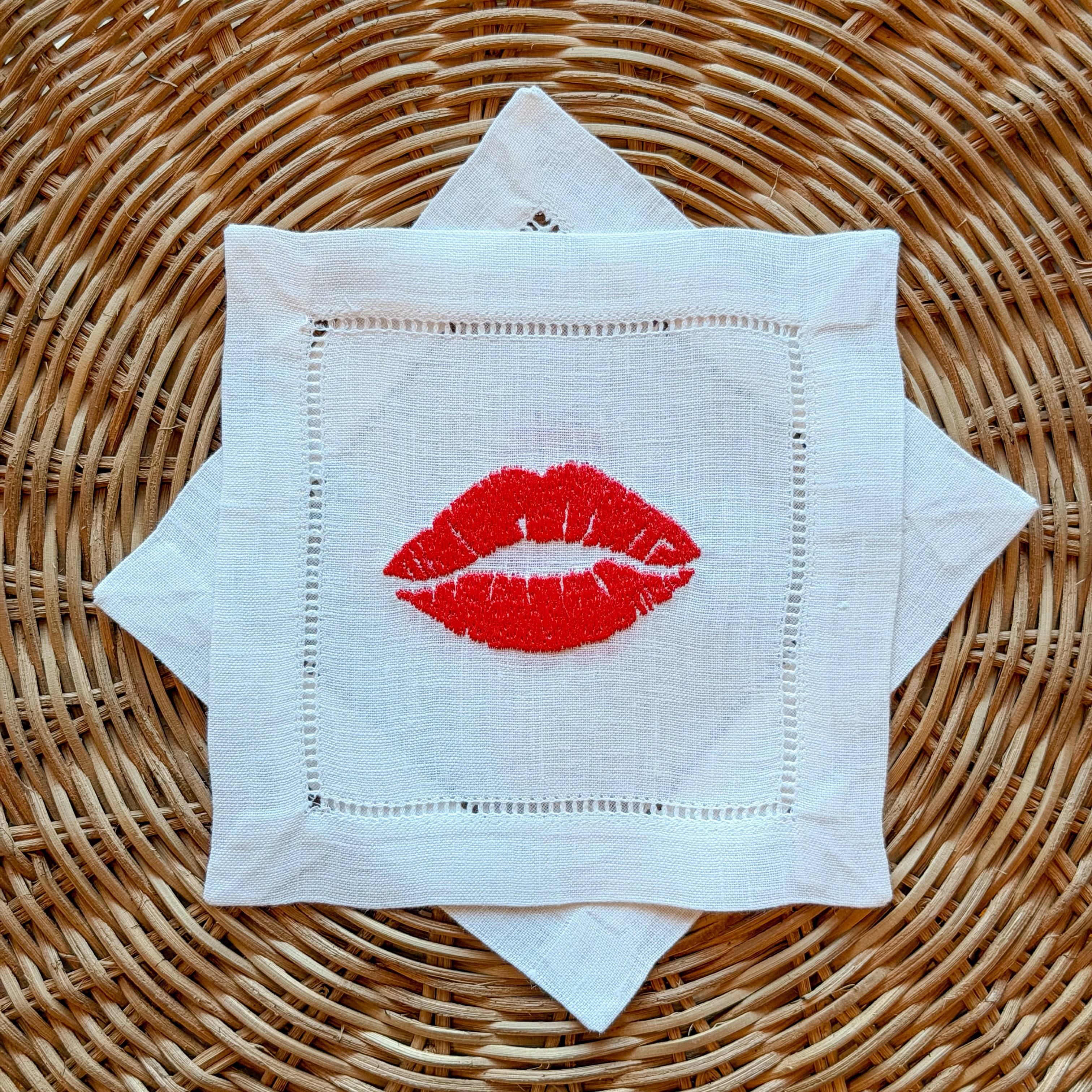 Red Lips <br> Cocktail Napkins