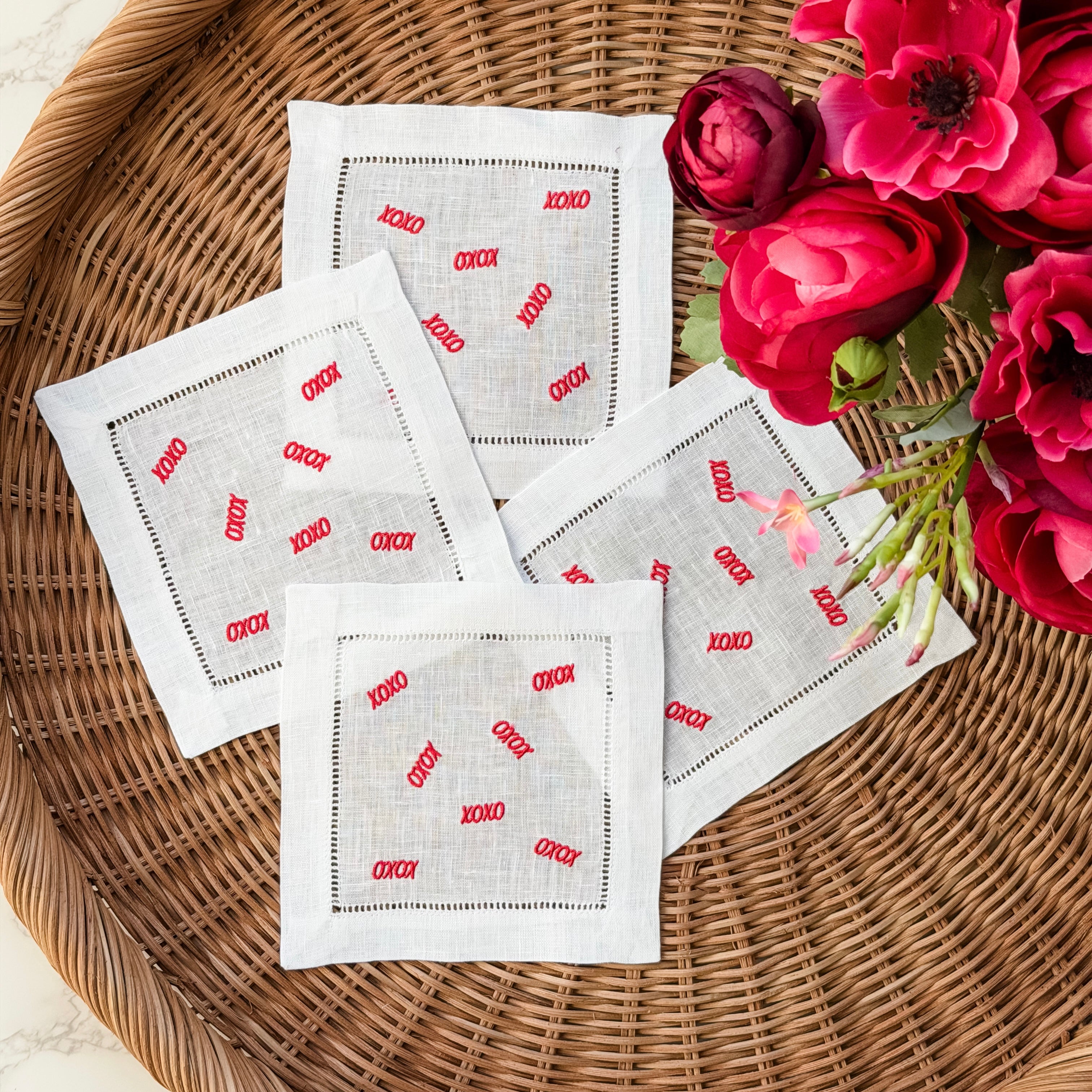 XoXo <br> Cocktail Napkins