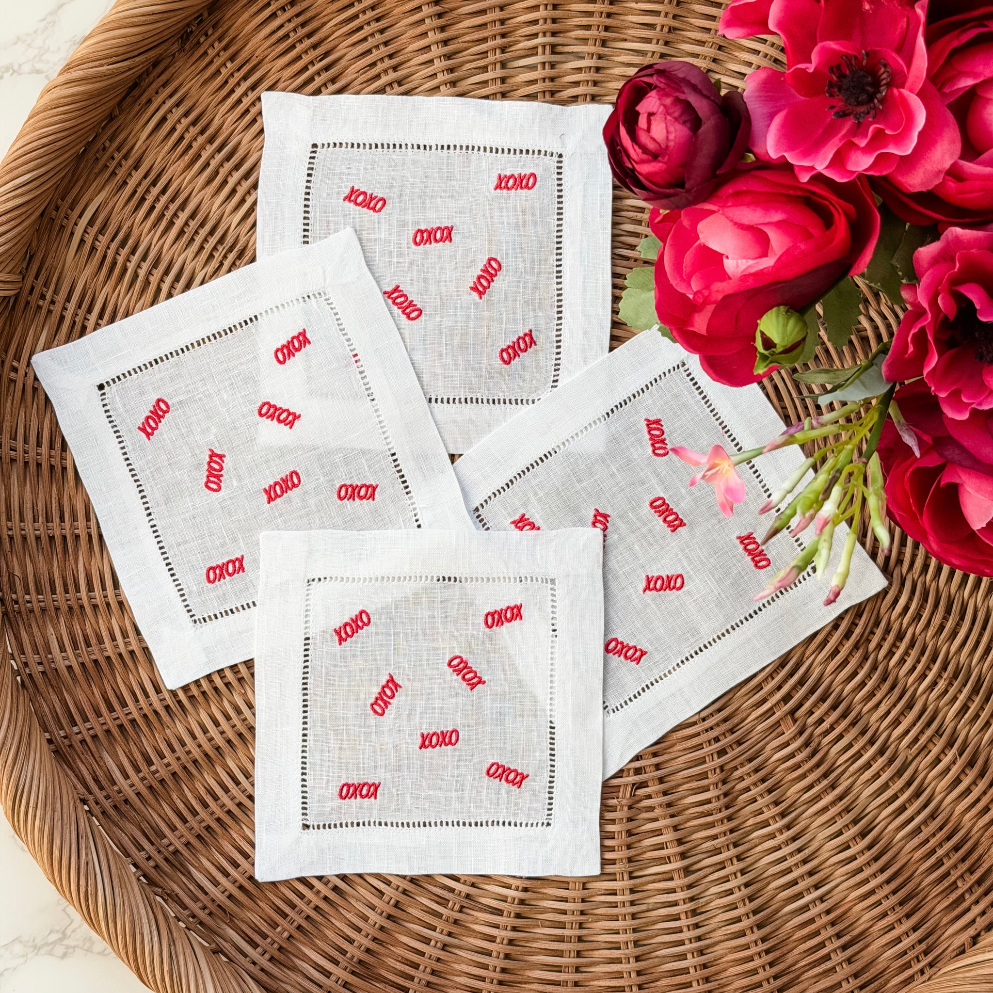 XoXo <br> Cocktail Napkins